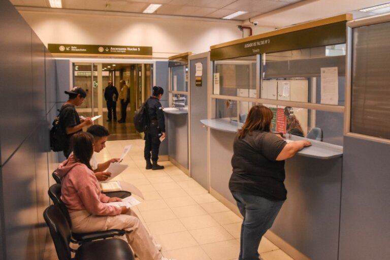 3b0c1e71028a5dc14c4a7d80a136de9f_L