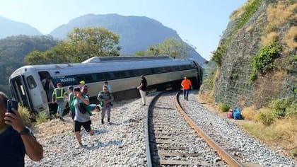 México: Tren Interoceánico: Secretaría de Marina reporta 13 personas muertas y 98 lesionadas