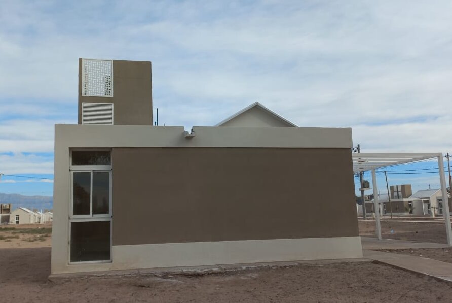 Más de 12 casas sin habitar en un barrio entregado por el IPV en 9 de Julio