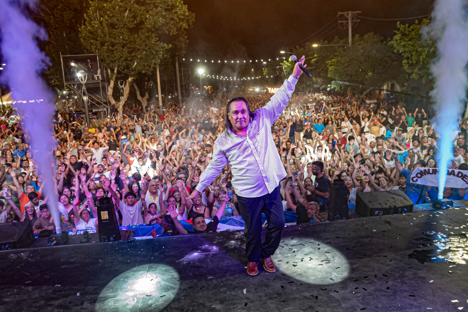 Exitosa primera noche de la Fiesta Nacional de Santa Lucía 2025