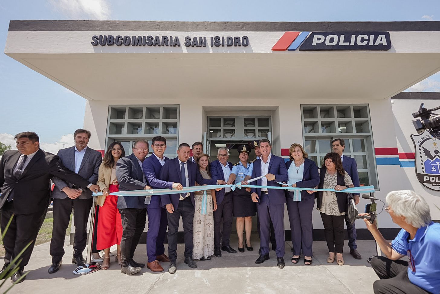 Orrego inauguró una nueva subcomisaría en Villa San Isidro, San Martín