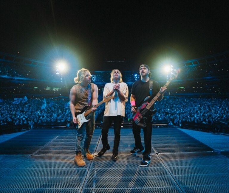 Screenshot_2025-12-19-23-52-13-031_com.google.android