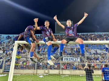 Unión sacó pecho, lo dio vuelta y se quedó con el Oficial