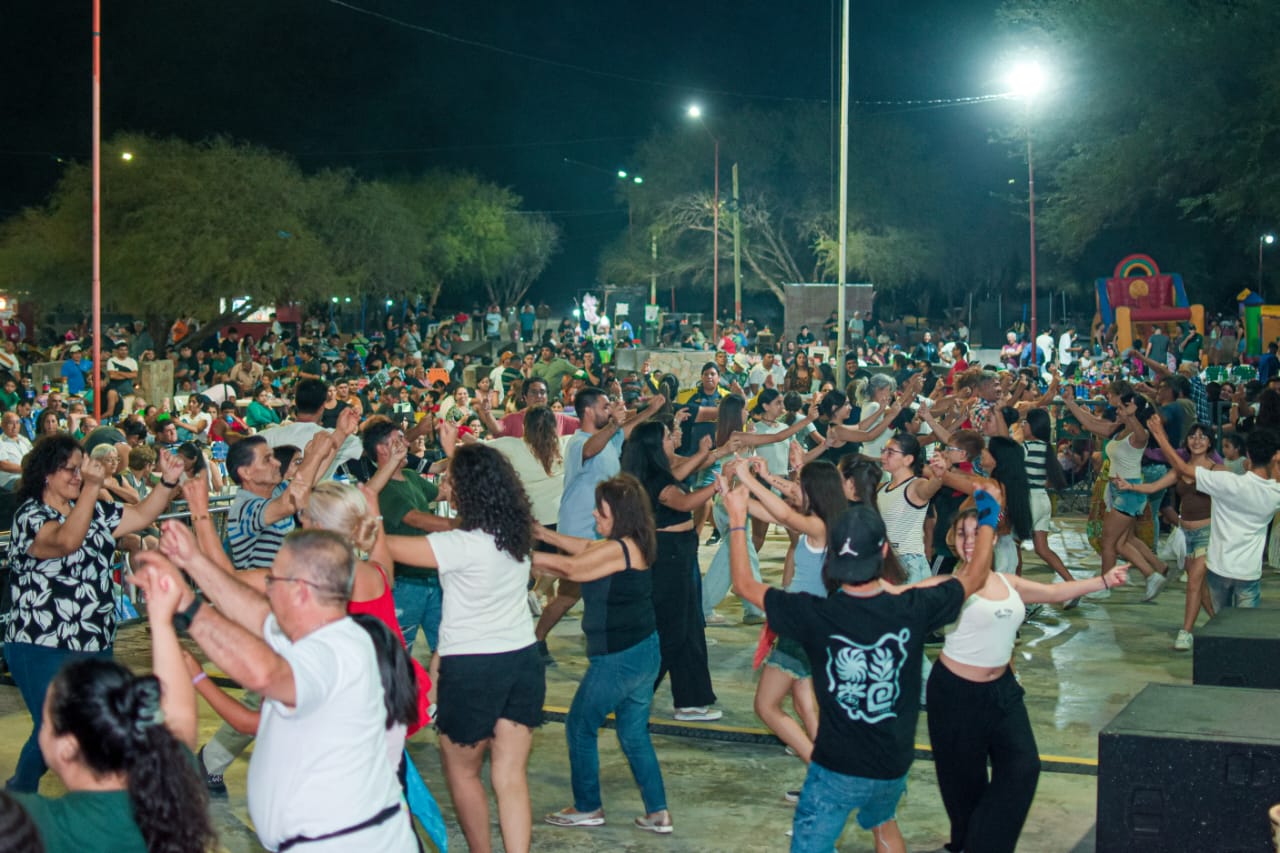 San Martín vibró con la tercera noche de las Peñas de la Familia