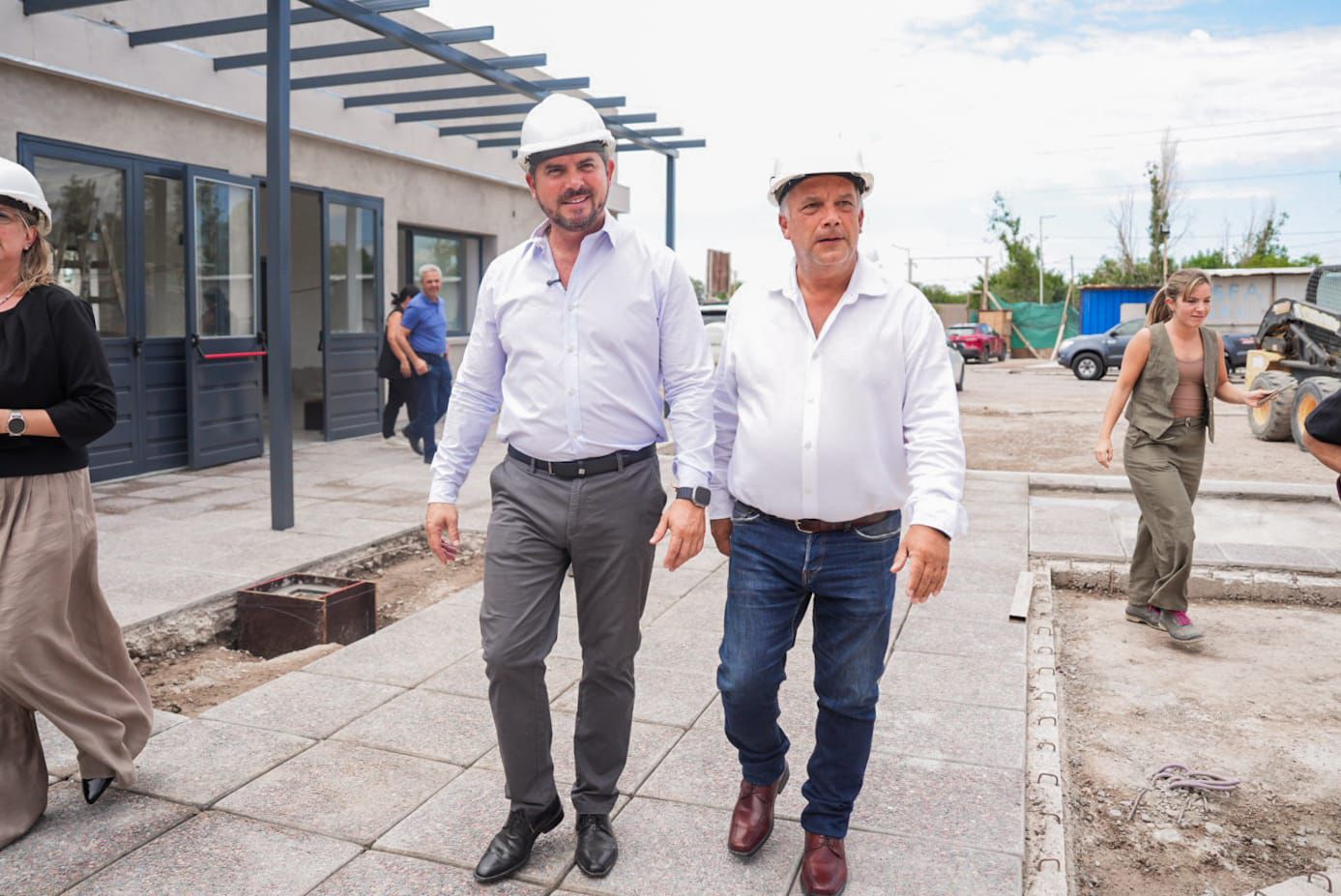 El gobernador recorrió el avance de obra del Centro Integrador Comunitario de Marquesado