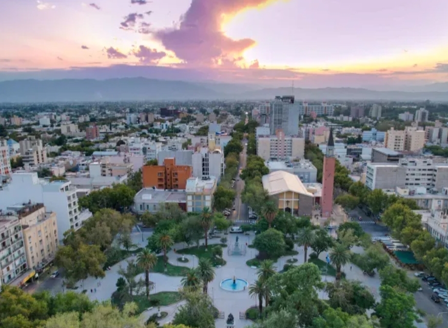 Calor y tormenta serán parte de la jornada de hoy viernes