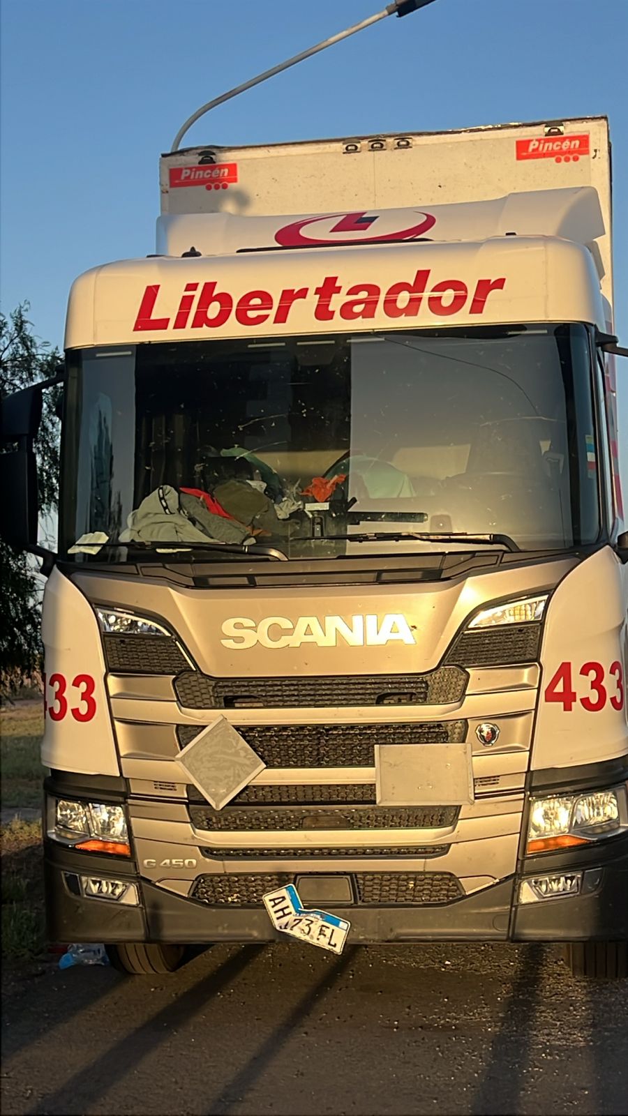 Conducía un camión en estado de ebriedad, se fugó del control en la Difunta Correa y lo detuvieron en San Luis