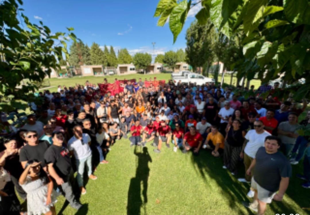 La Libertad Avanza avanzó en la conformación de equipos políticos en los 19 departamentos de la provincia.