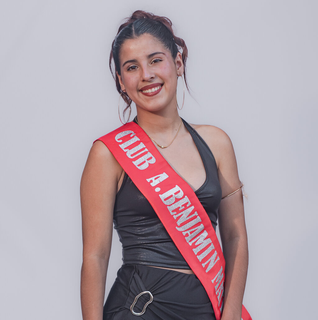 Se presentaron de forma oficial, las candidatas a reina de la fiesta del Racimo y el Vino en 25