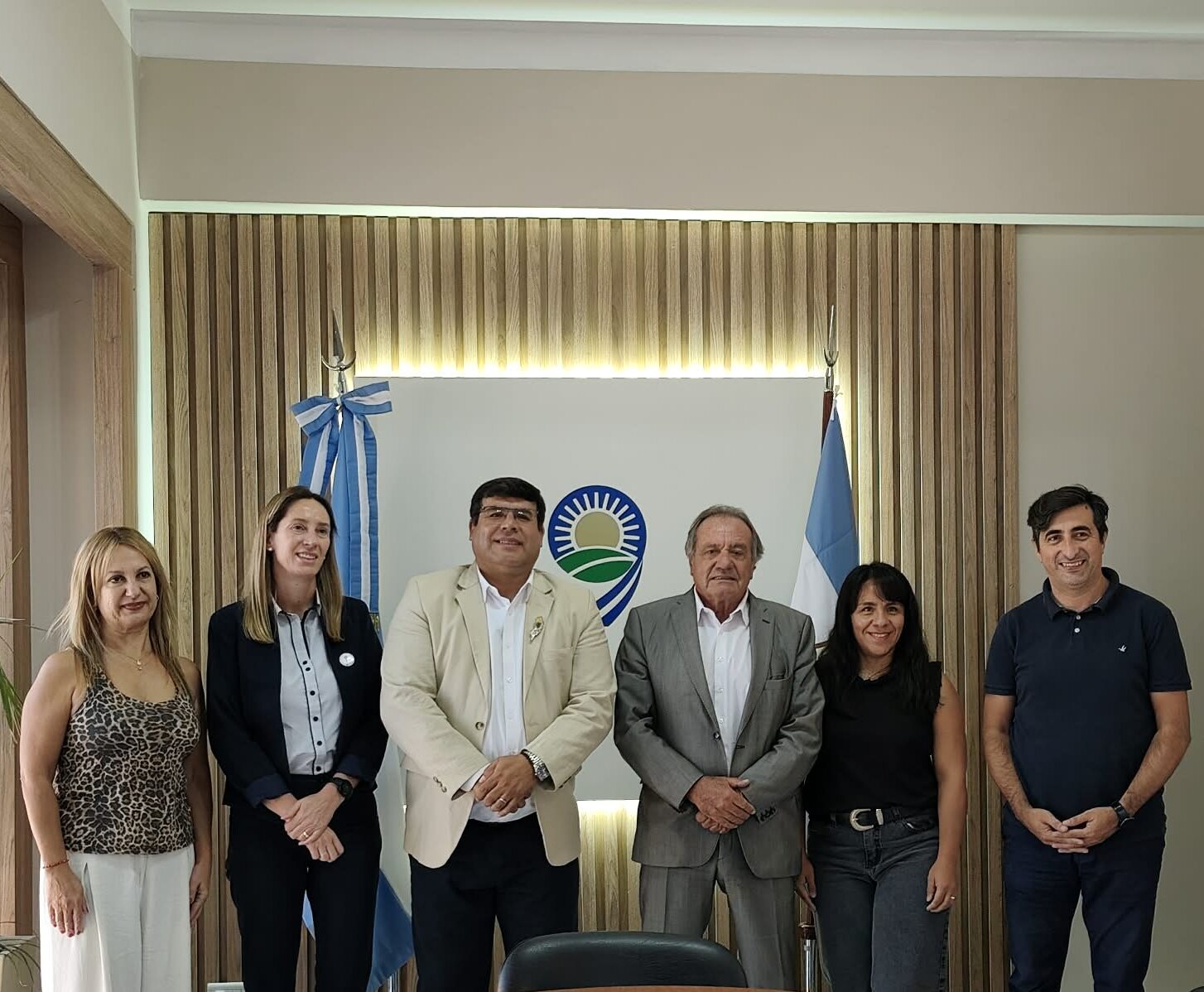 El intendente Daniel Banega, mantuvo una reunión de trabajo con el dueño del Sanatorio Argentino y pactaron operativos de salud para los vecinos del departamento