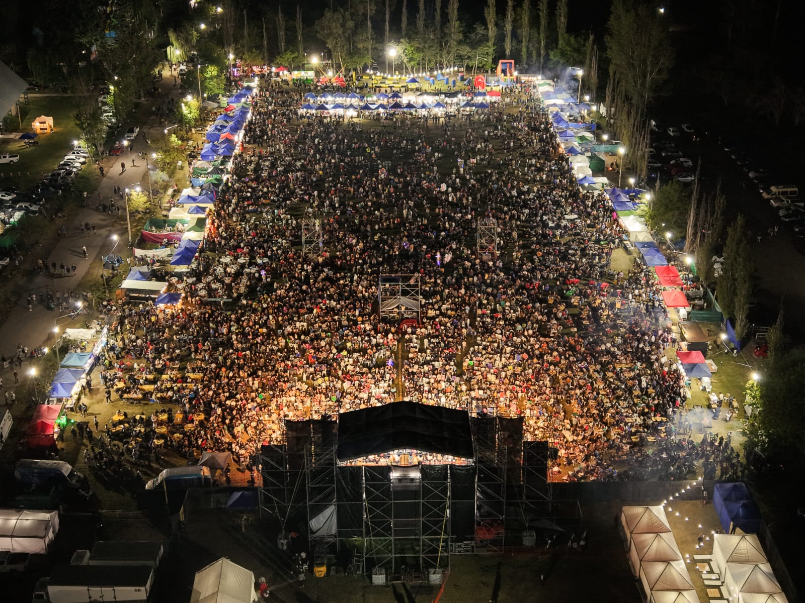 Más de 30 mil personas vivieron el gran cierre de “En Ullum están Chayando”