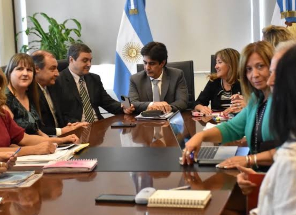 Paritaria docente: el Gobierno volvió a presentar otra propuesta superadora