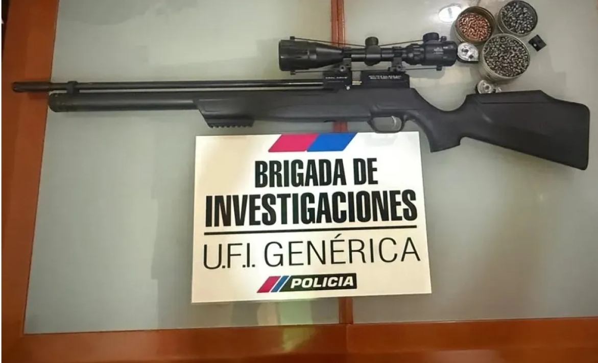 En 25 De Mayo: un allanamiento a una ferretería terminó con el secuestro de varias armas de fuego