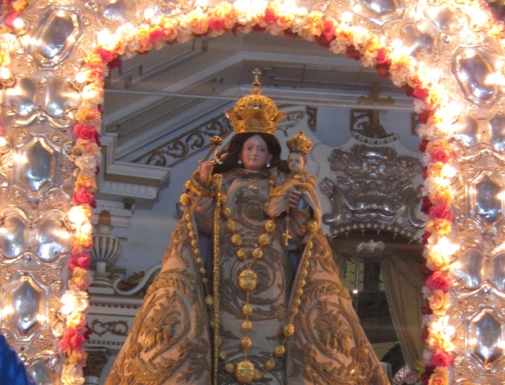 Traz cruzar la cordillera llega a San Juan la Virgen de Andacollo