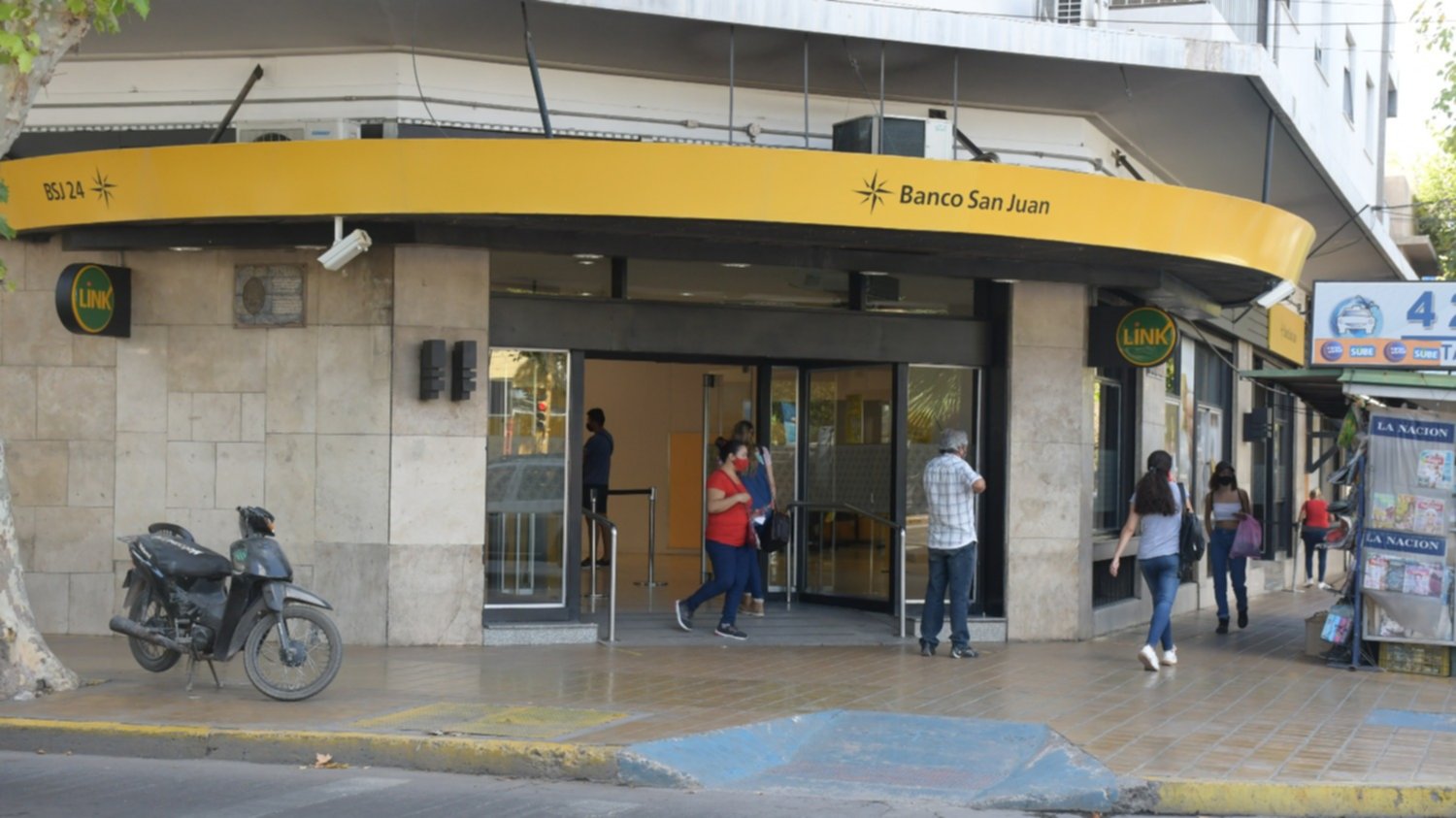 En San Juan, la actividad bancaria no se verá afectada por el paro nacional este lunes