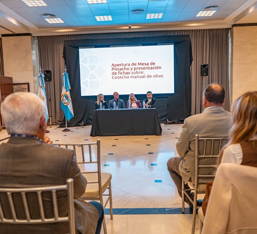 Iniciaron las mesas ProNaPre de Pistacho con foco en la prevención laboral