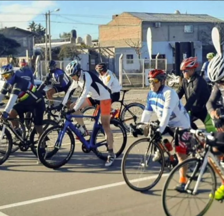 Bicicleteada de la Fé en Honor a San Expedito