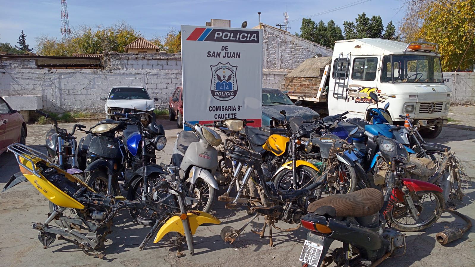 Secuestran 11 motos y detienen a seis personas en allanamientos por picadas ilegales en Caucete