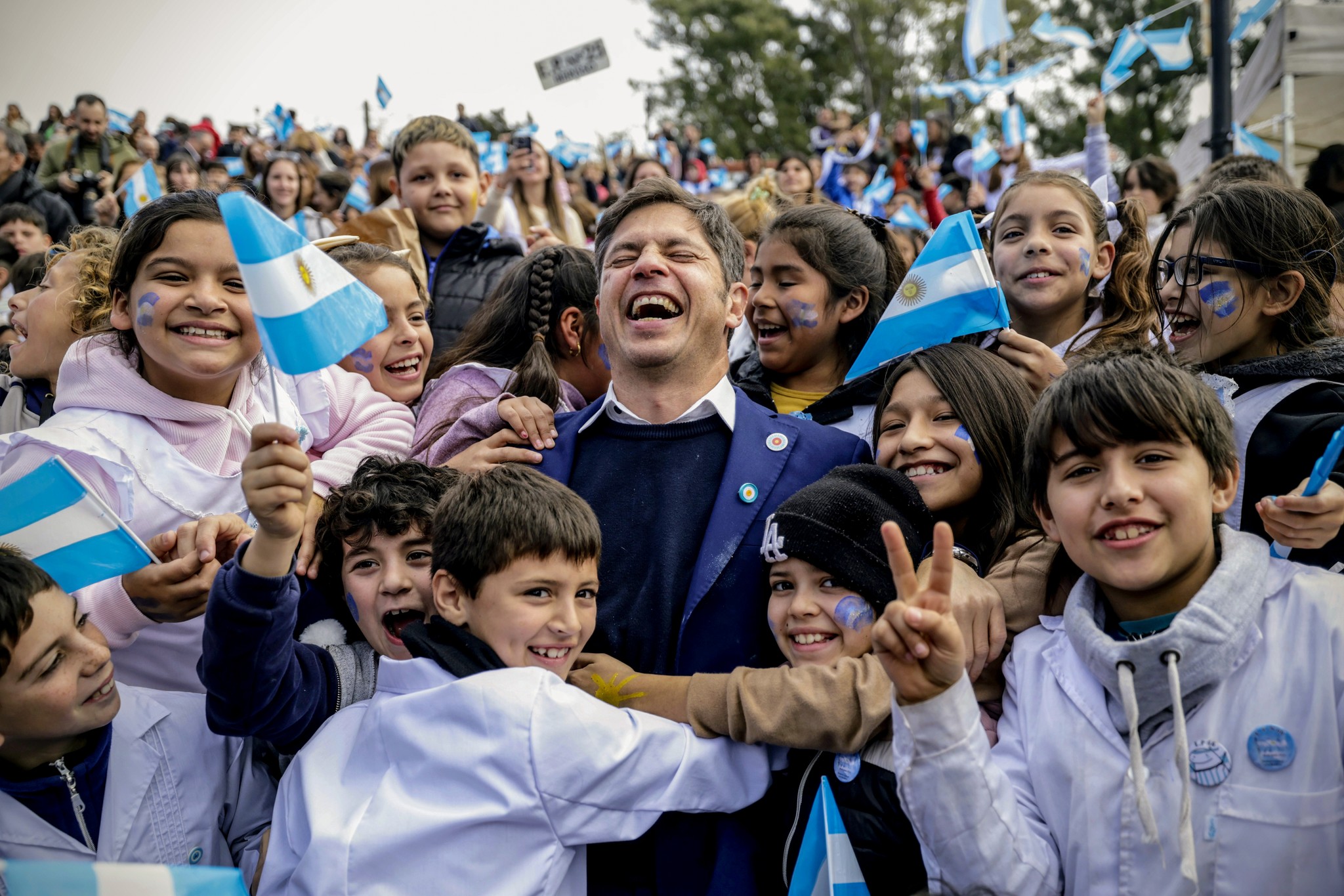 Encuesta: Kicillof encabeza la intención de voto con 44% y tres de cada cuatro personas quieren cambiar de gobierno