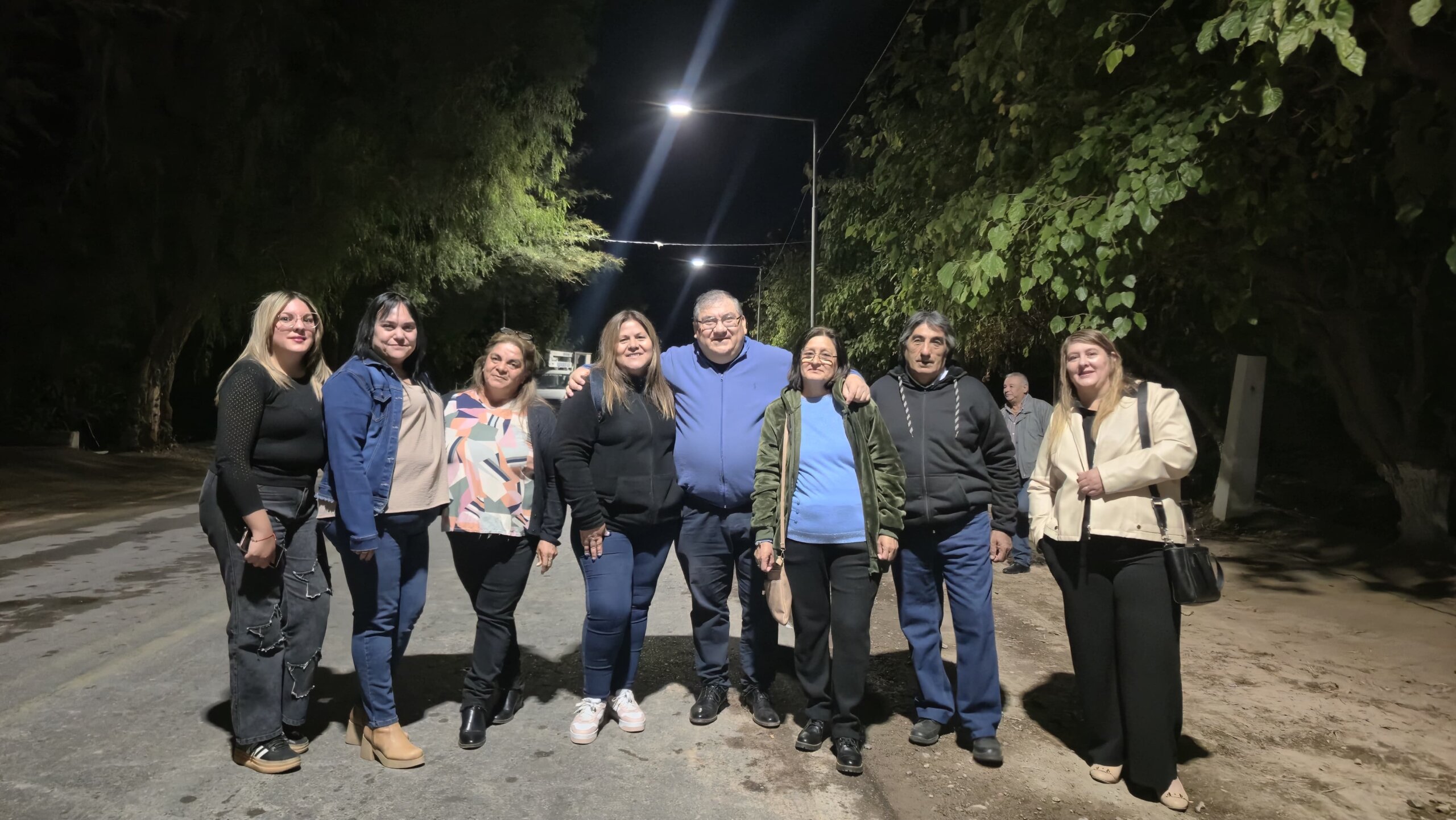 Ullum estrenó nueva iluminación LED en el camino hacia Punta Negra