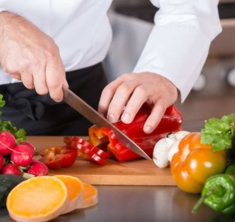 Salud implementa el curso de manipulación de alimentos vía online