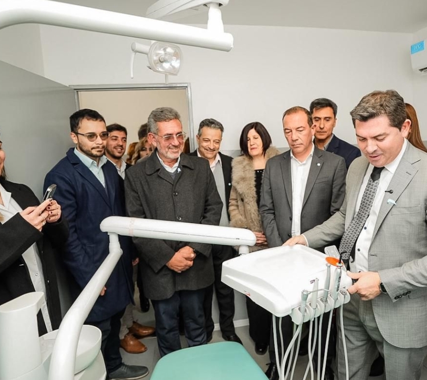 Orrego inauguró en Caucete la ampliación y remodelación de un centro de salud para dar más servicios y mejor atención