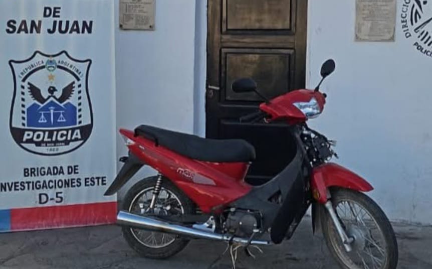 Encontraron una moto robada oculta en un cañaveral de 9 de Julio