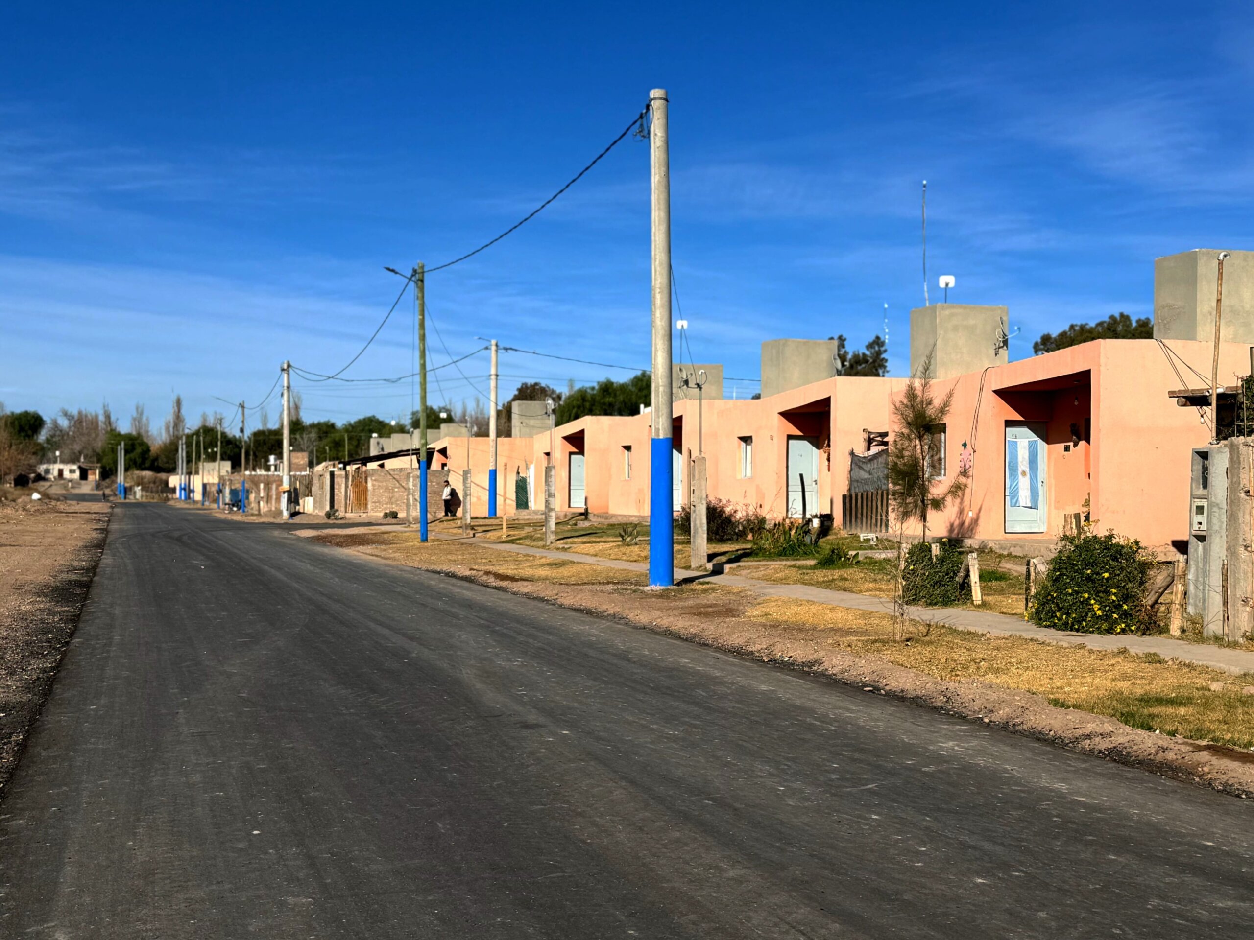 Alto de Sierra suma más pavimento e iluminación led para mejorar la calidad de vida de sus vecinos