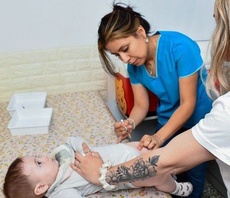 San Juan refuerza la salud infantil con una estrategia inédita para prevenir cuadros respiratorios graves