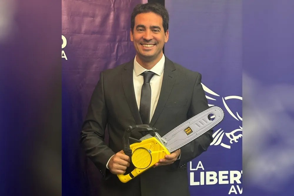Adrián Ravier será el nuevo vocero presidencial