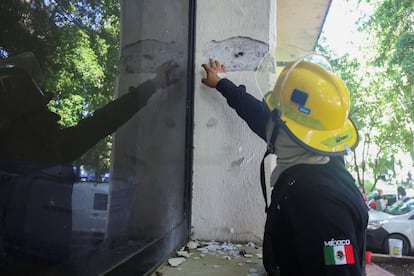 Sismo de 7,3 sacudió México y activó una alerta de tsunami