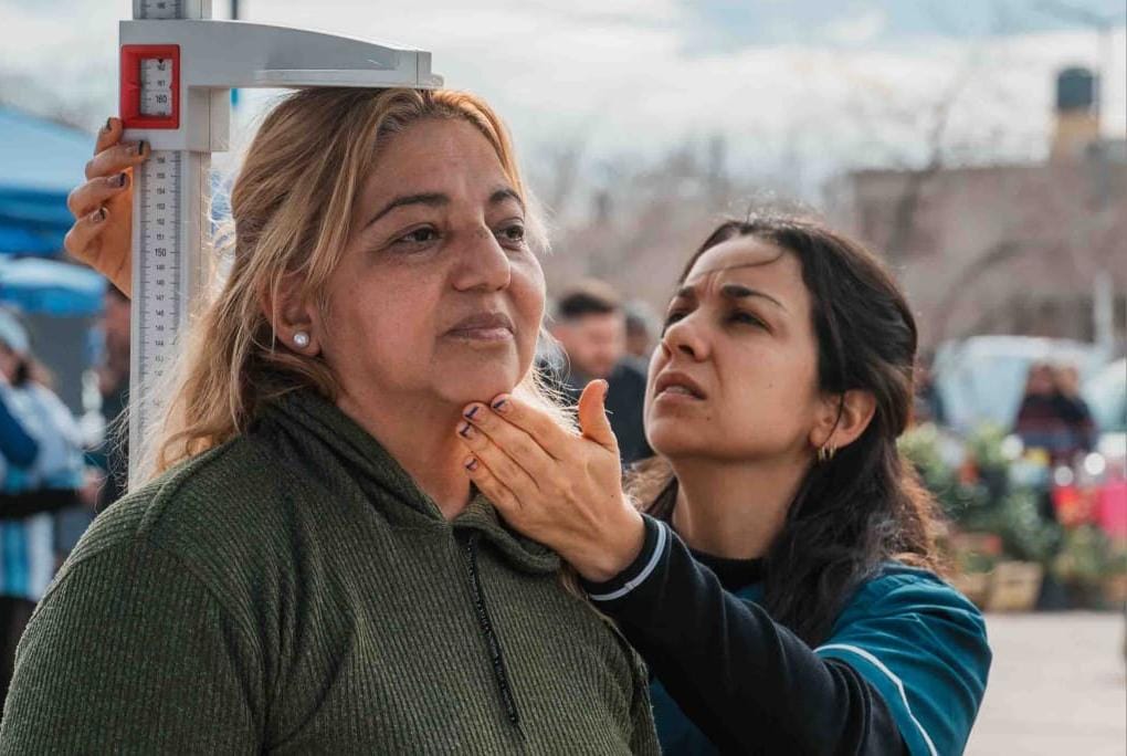Rawson en Comunidad llega al barrio Sierra Morada con una nueva jornada de servicios, asesoramiento y actividades para los vecinos