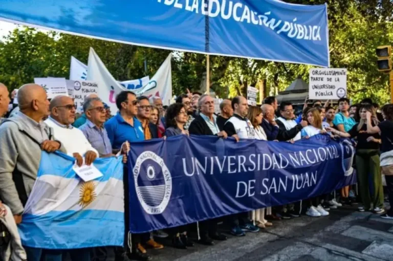 paro-universitario