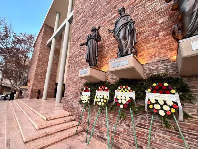 El gobernador Marcelo Orrego participará de la misa en homenaje a las víctimas del siniestro aéreo