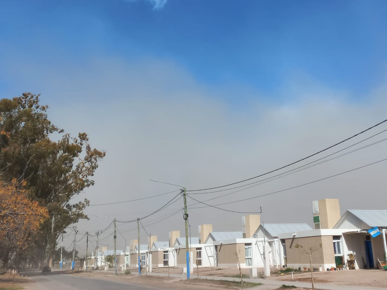 El viento Sur se hace sentir con fuertes ráfagas de tarde