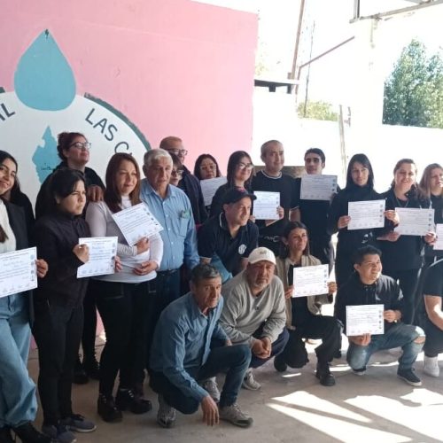 Cerca de 30 vecinos de Chacritas se capacitaron en la unión vecinal y recibieron sus certificados