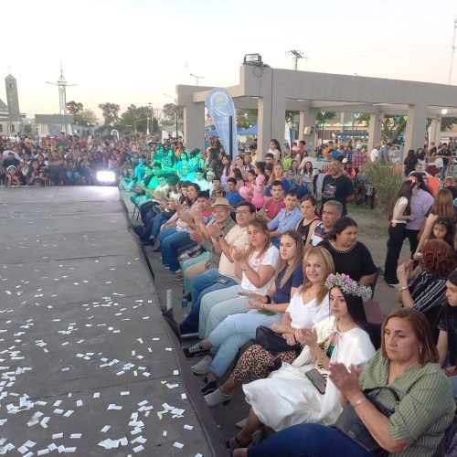 Multitudinario festejo por la llegada de la primavera y día de los estudiantes en 9 de Julio, acá lo bueno y lo malo del gran festejo.