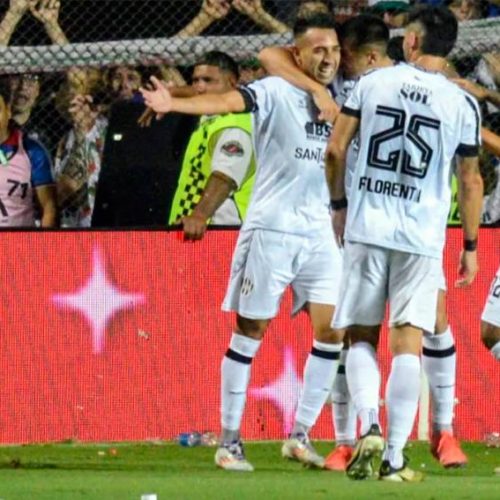 ¡Central Córdoba en su hora más gloriosa! Se consagró campeón de la Copa Argentina ante Vélez y jugará la Libertadores