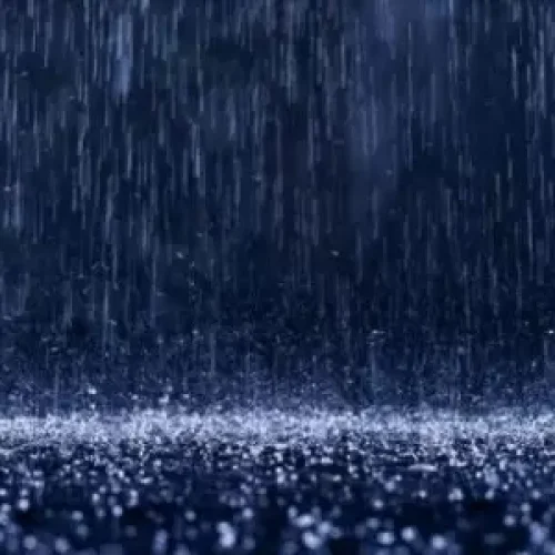 Atención: Existe un alerta por una tormenta contundente