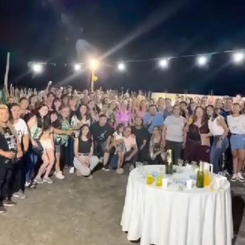 Emeli Nuñez despidió el año junto a una gran cantidad de seguidores de 9 de Julio