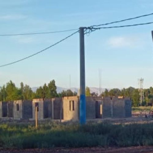 Quieren sus casas que están paradas hacen más de 10 años