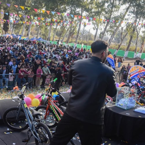 “20 mil personas en el festejo Dia del Niño en Santa Lucía”