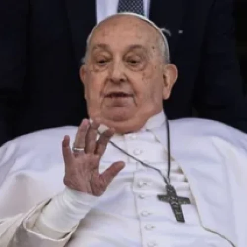 Papa Francisco recibió el alta: “¡Gracias a todos!”