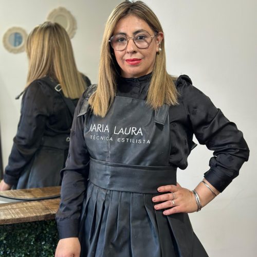 María Laura Ávila, la peluquera que mezcló el arte con el color