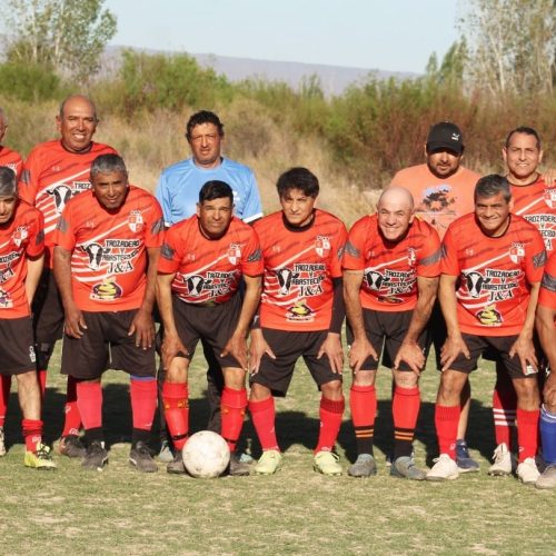 “Este equipo de +de55 de Libertad Chacritas, son campeones por cuarta vez Imbatibles”