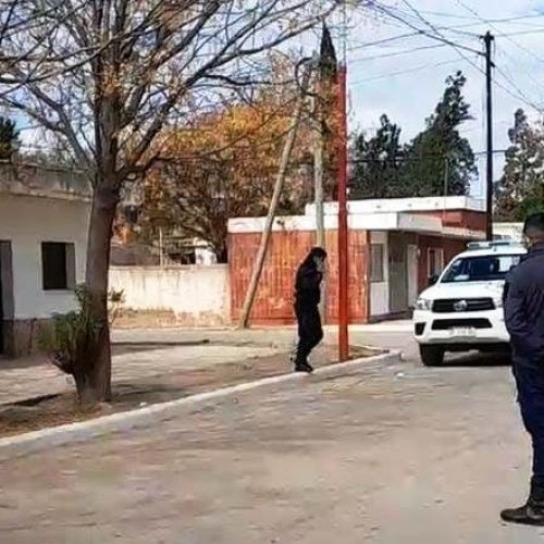 La Rioja: por la denuncia de un sanjuanino, encontraron el féretro de un niño dentro de una casa