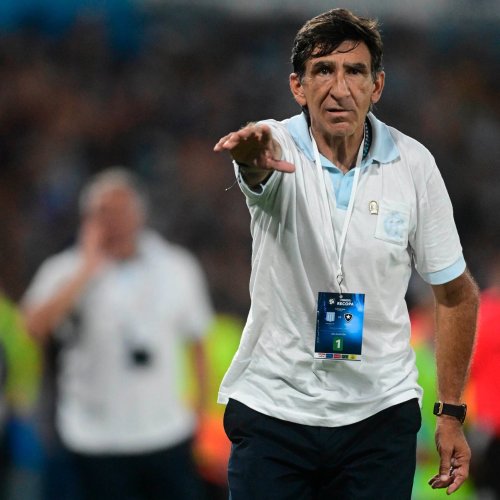 Gustavo Costas dejó de ser el entrenador de Racing