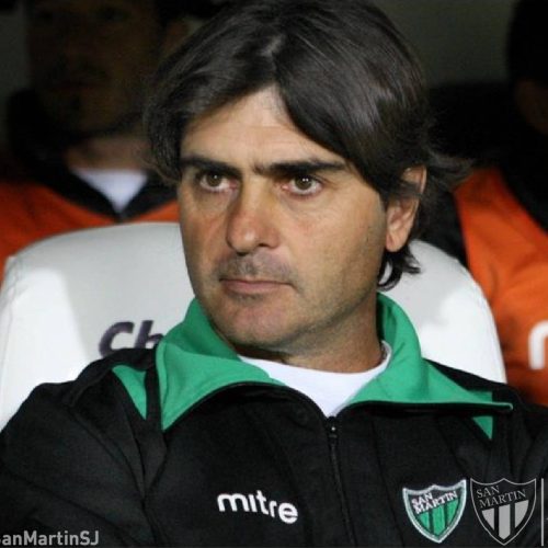 Rubén Forestello un viejo conocido para los verdinegro, sera a quien derrotar para buscar ascender