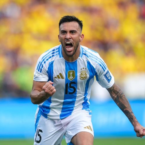 Con apoyo de un arbitro Chileno Colombia le ganó a la Selección