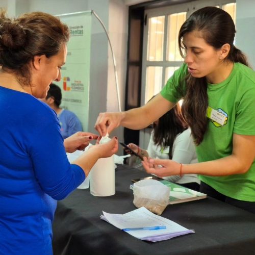 “La Muni en tu barrio” llegó a Dos Acequias con servicios y atención para los vecinos